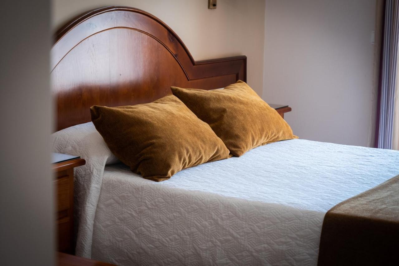 Hostal Cabo Roche Конил-де-ла-Фронтера Екстериор снимка